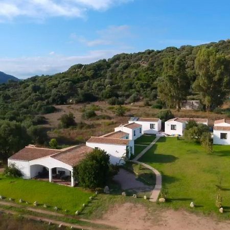 Agriturismo Turudhis トルトリ エクステリア 写真