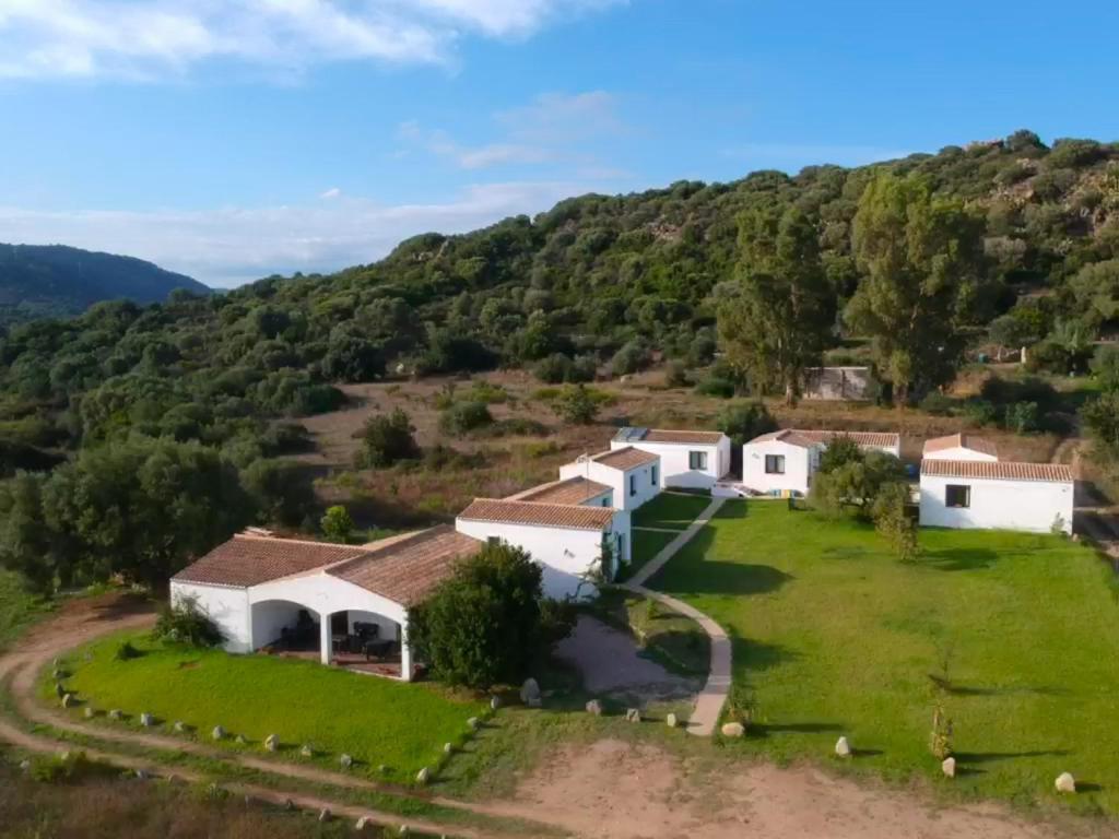 Agriturismo Turudhis トルトリ エクステリア 写真